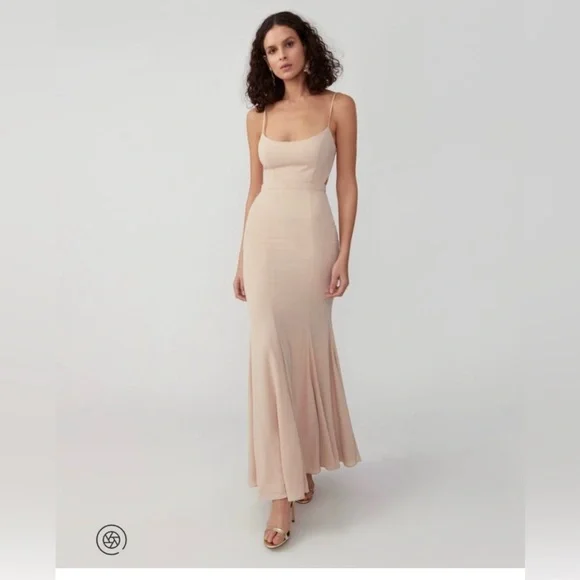fame and partners mermaid dress Fame And Partners Dresses | Fame And Partners Scoop Mermaid Gown In Light Nude Heavy Georgette | Color: Cream/Tan | Size: 0